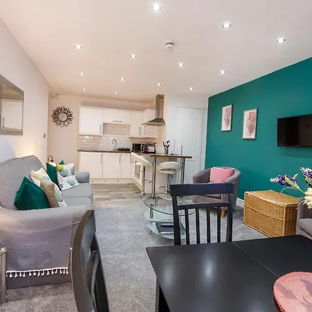 1 The Keyes- Stylish & Spacious With Free Parking * York