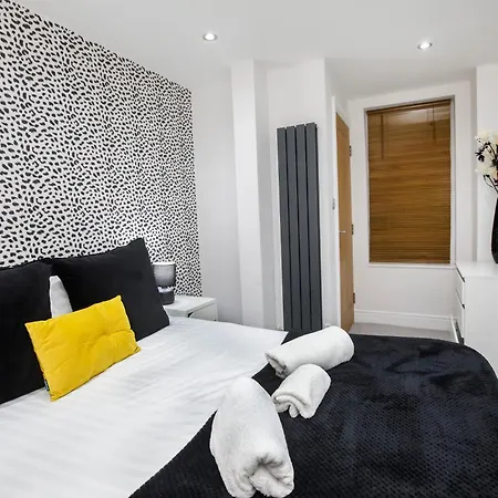 1 The Keyes- Stylish & Spacious With Free Parking *